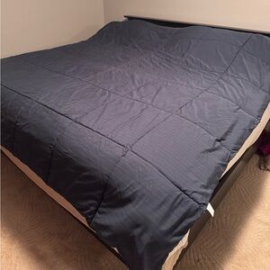 Down Alternative Full/Queen Size Comforter